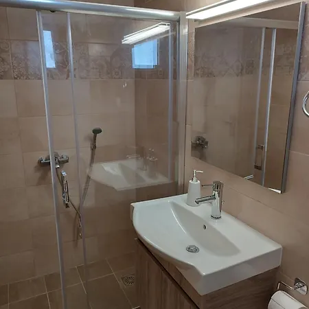 Nikos - Eleni Apartment *